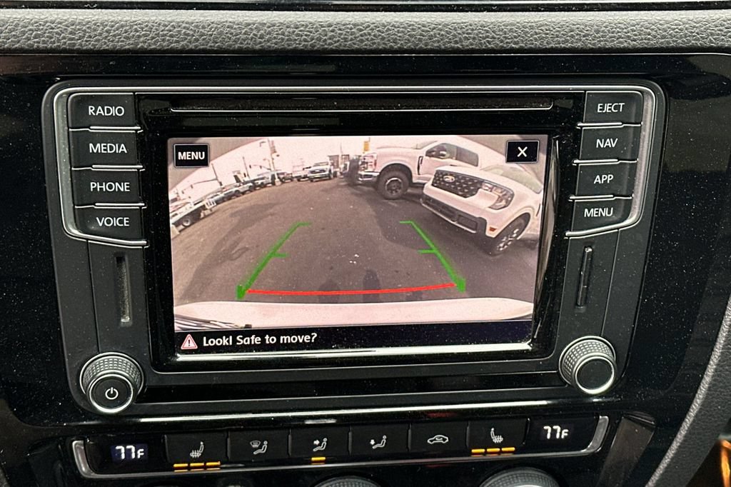 Used 2018 Volkswagen Jetta GLI FWD image 19