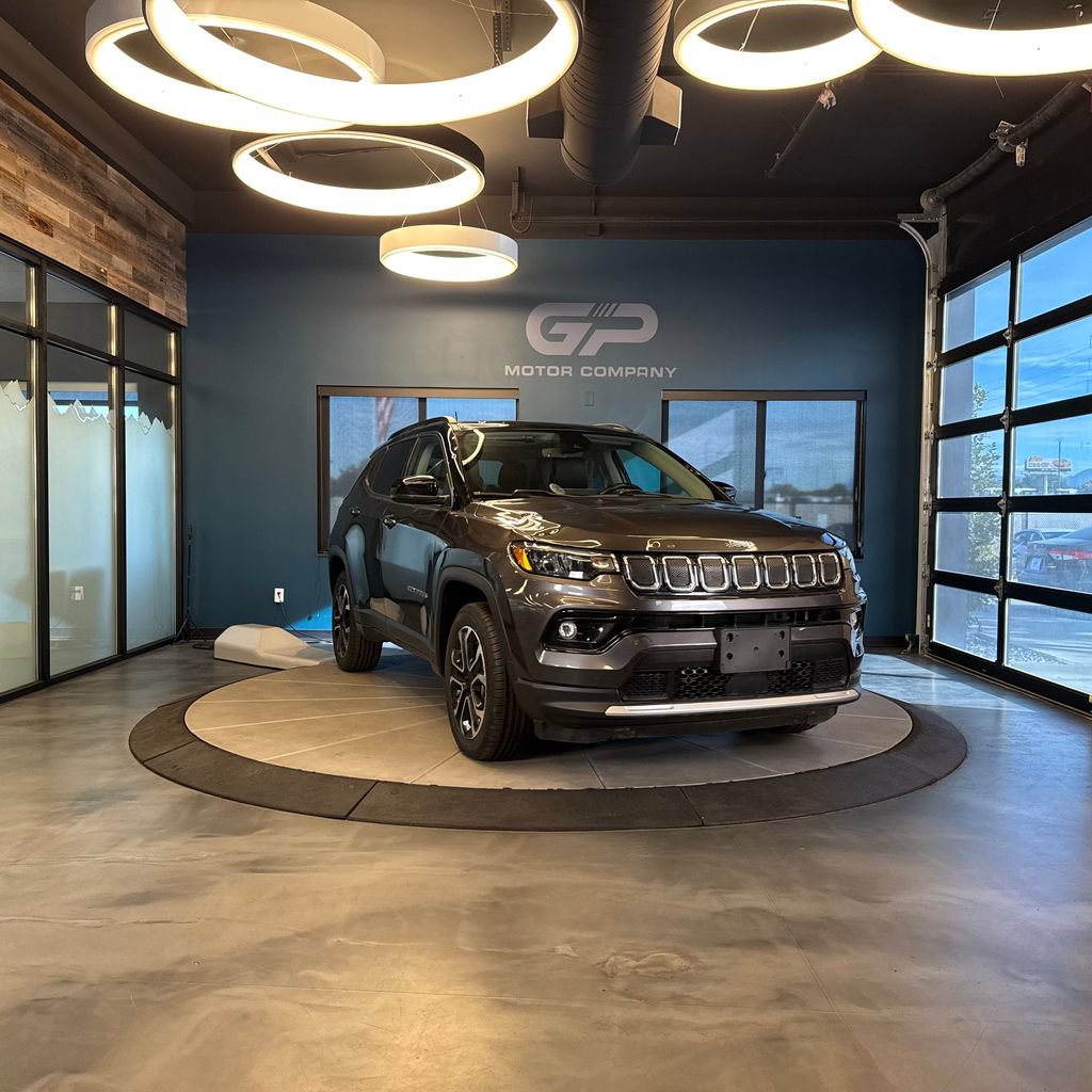 Used 2022 Jeep Compass Limited w/ Sun and Sound Group