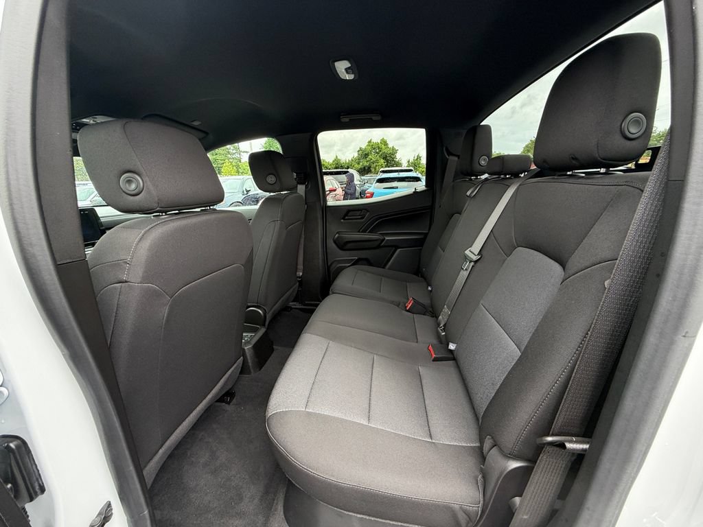 Used 2024 Chevrolet Colorado W/T RWD image 22