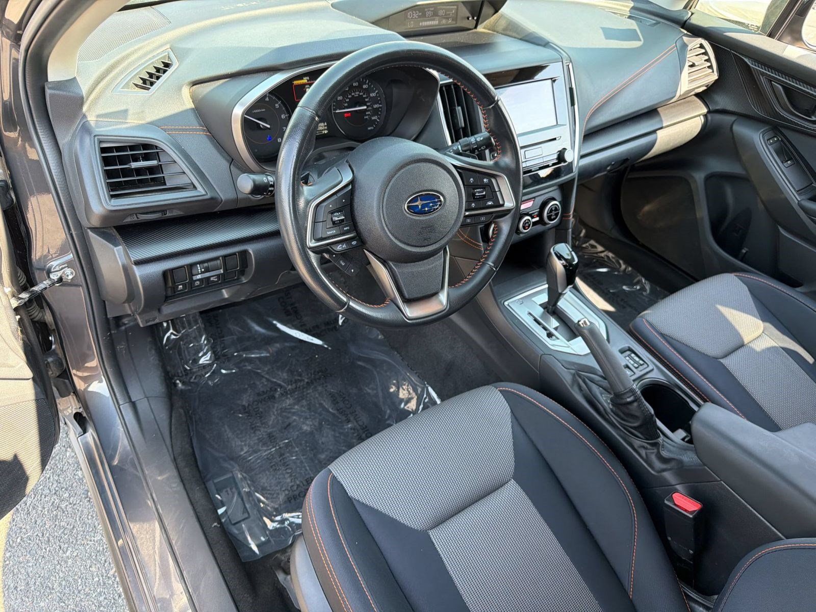 Used 2020 Subaru Crosstrek 2.0i Premium w/ Moonroof Package 2 AWD/4WD image 4