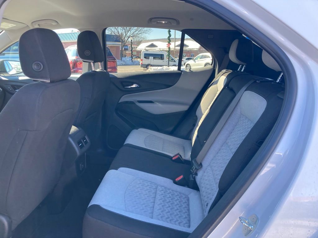 Used 2023 Chevrolet Equinox LS w/ LS Convenience Package image 21