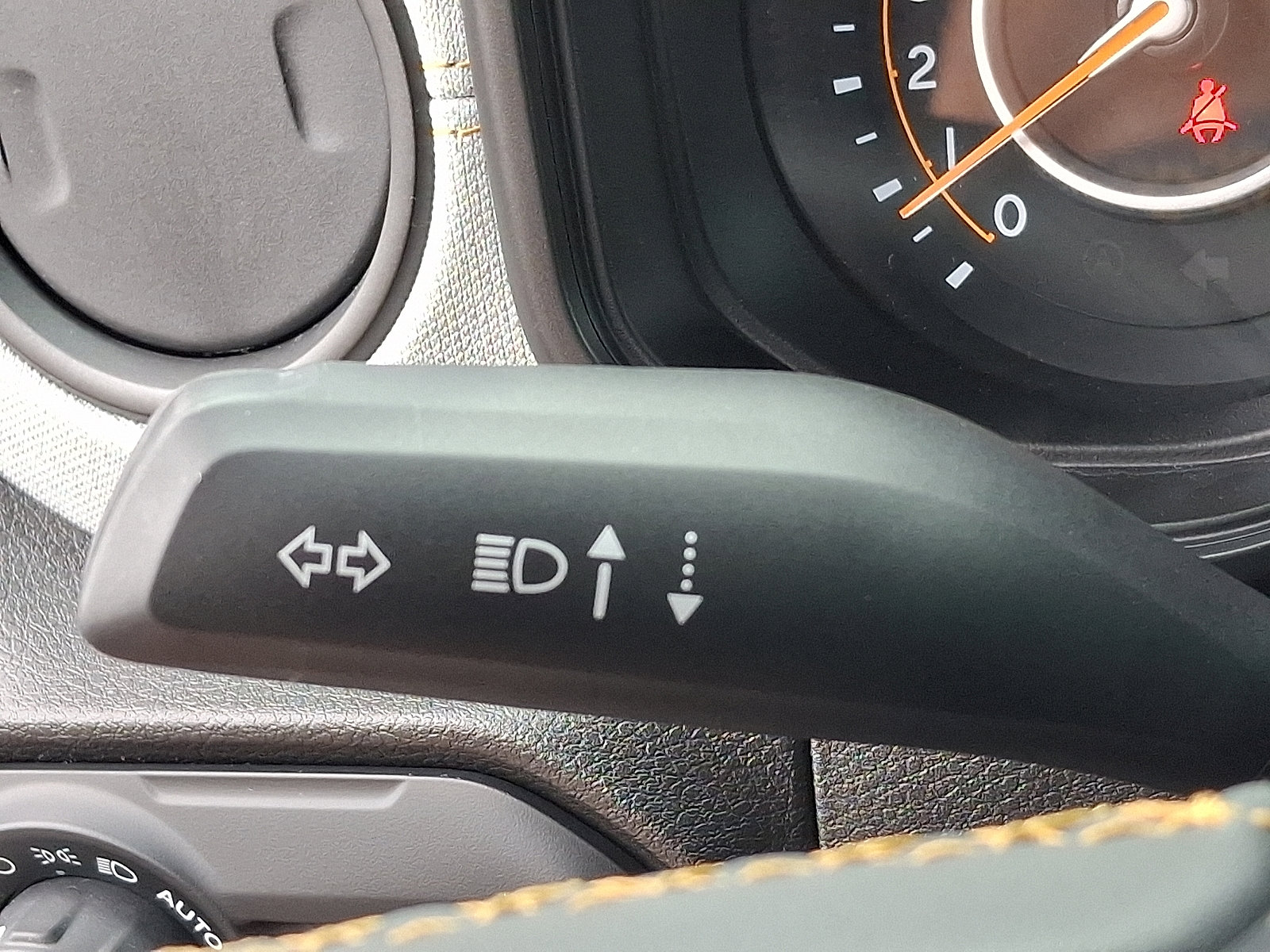 Used 2024 Jeep Wrangler Sport S image 27