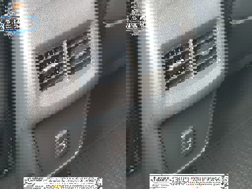 Certified 2023 GMC Terrain SLE w/ Driver Convenience Package image 22