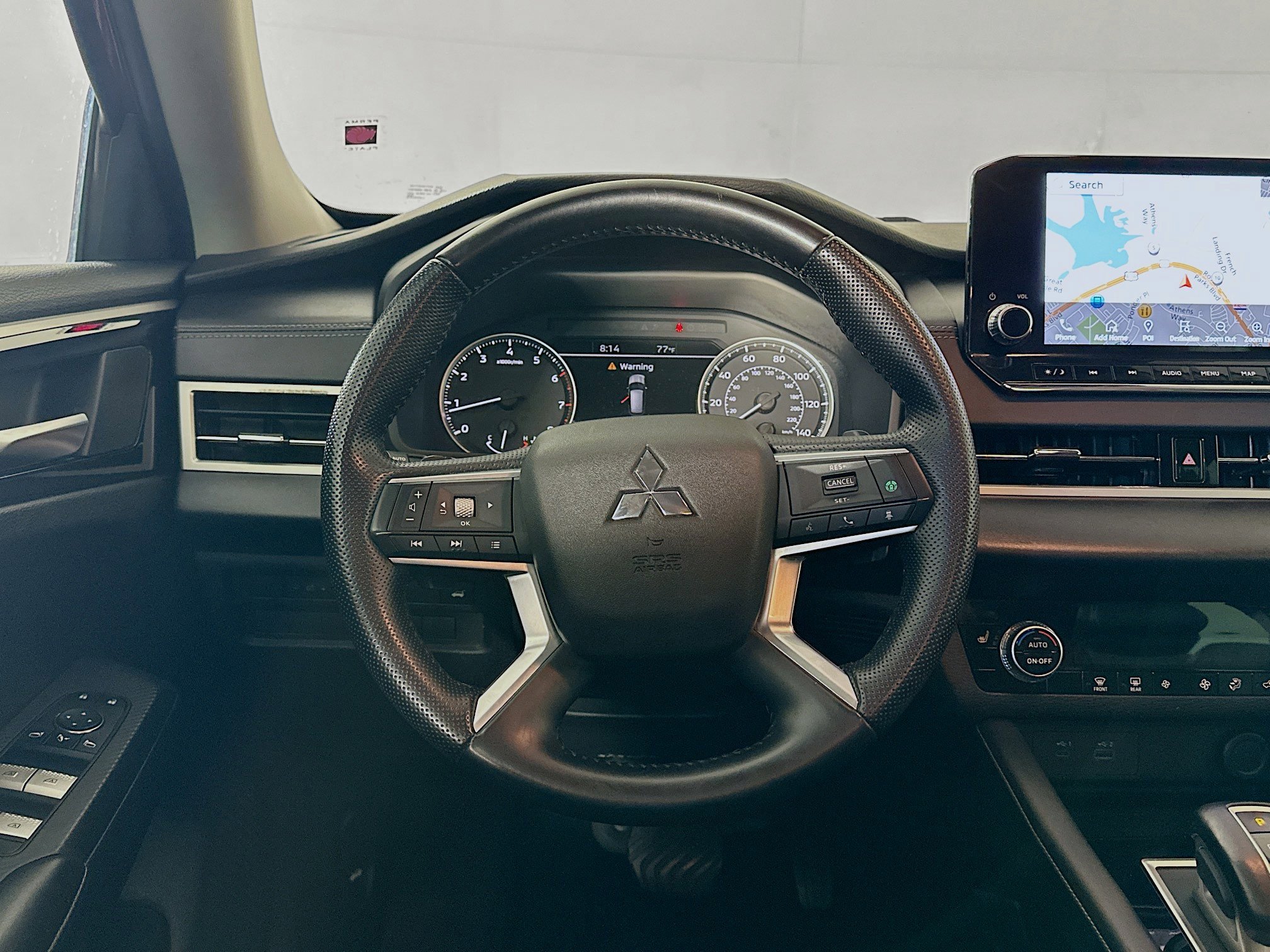 Used 2023 Mitsubishi Outlander SE image 18