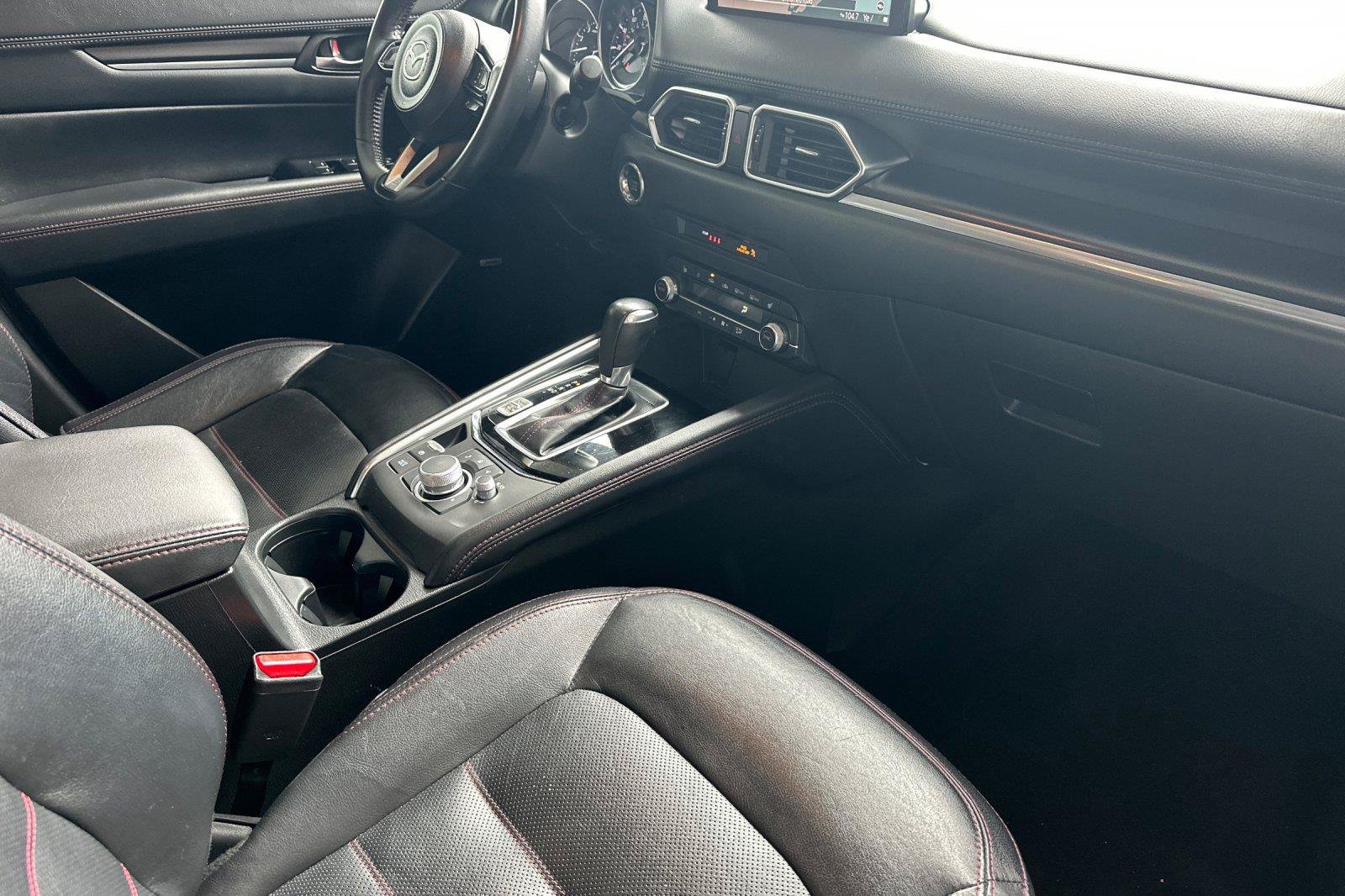 Certified 2024 MAZDA CX-5 Carbon Edition AWD/4WD image 15