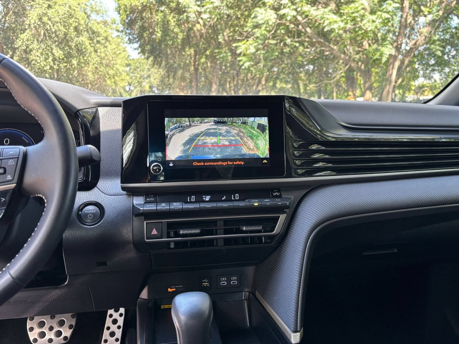 Used 2026 Toyota Camry SE FWD image 17
