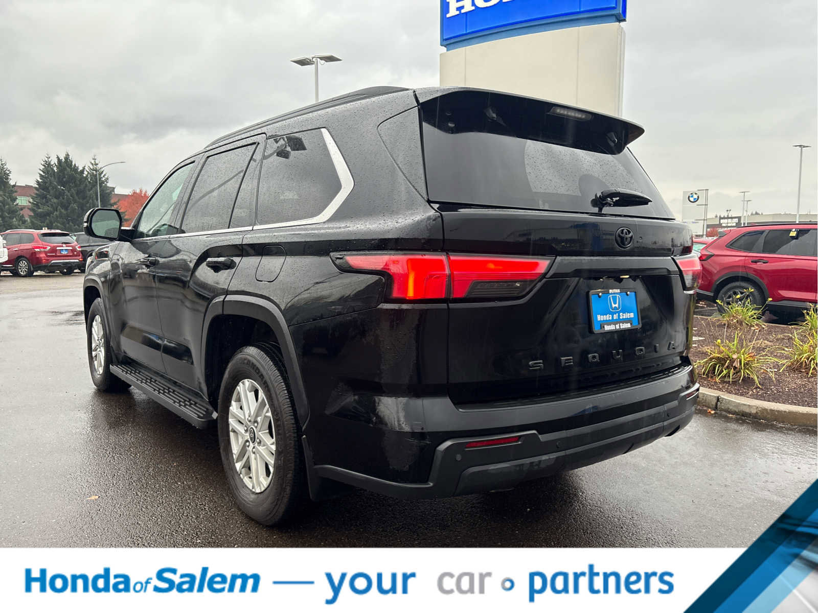 Used 2024 Toyota Sequoia SR5 w/ SR5 Premium Package image 4