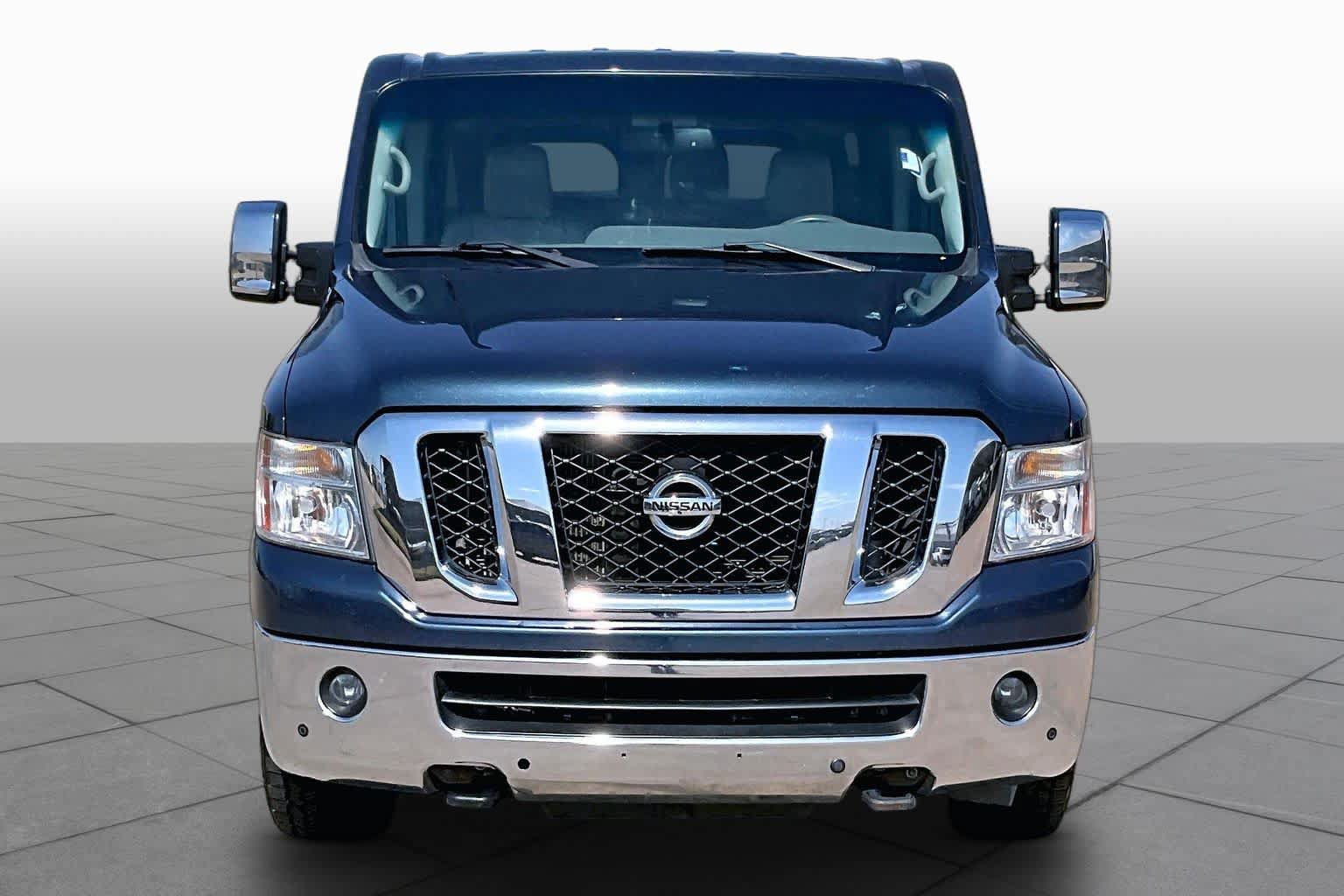 Used 2016 Nissan NV 3500 SL RWD image 3