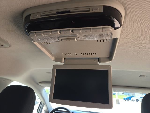 Used 2017 Chrysler Pacifica Touring FWD image 13