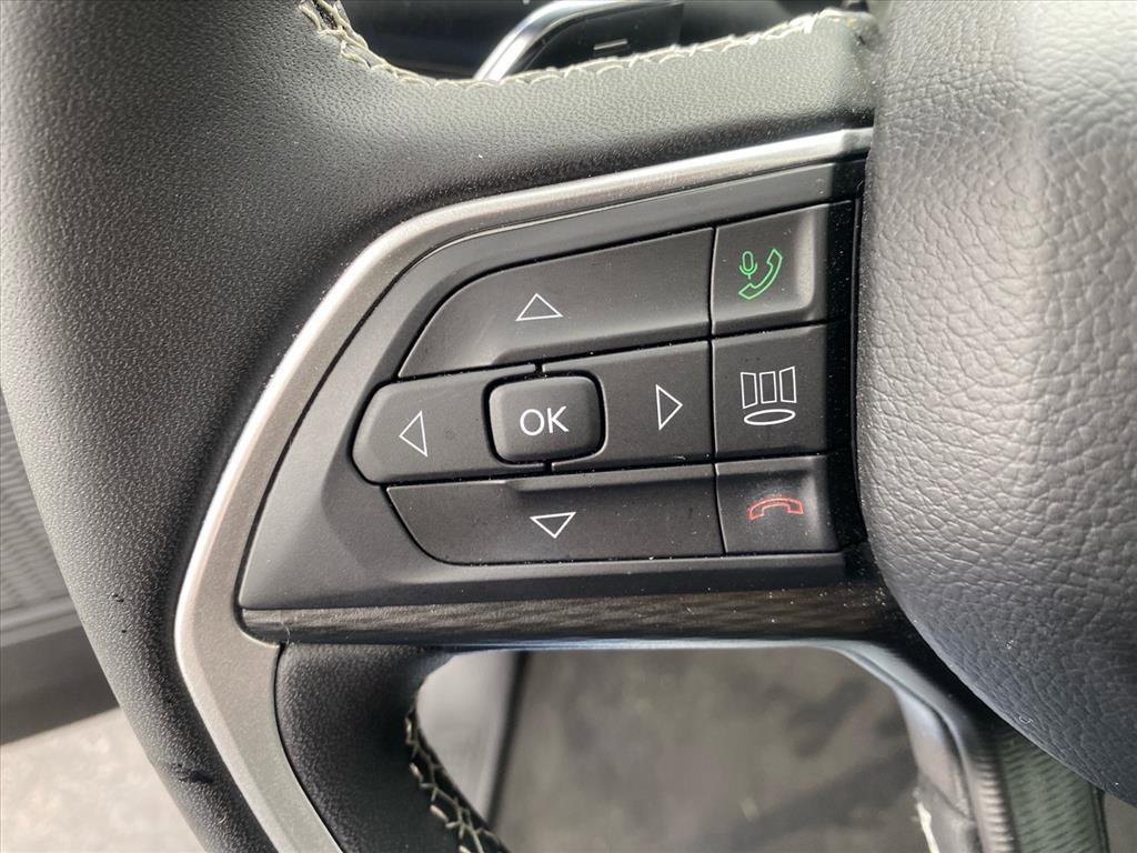Certified 2024 Jeep Grand Cherokee L Laredo AWD/4WD image 16