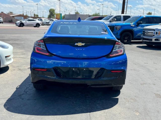 Used 2018 Chevrolet Volt LT w/ LT Driver Confidence Package FWD image 4