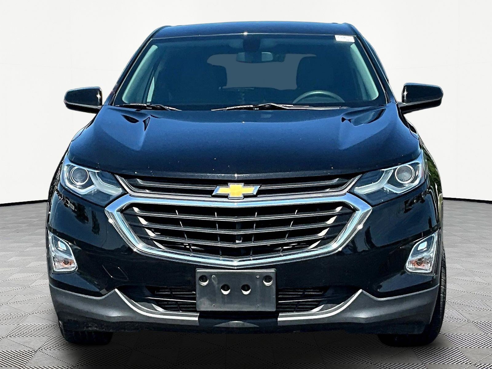 Used 2019 Chevrolet Equinox LT FWD image 2