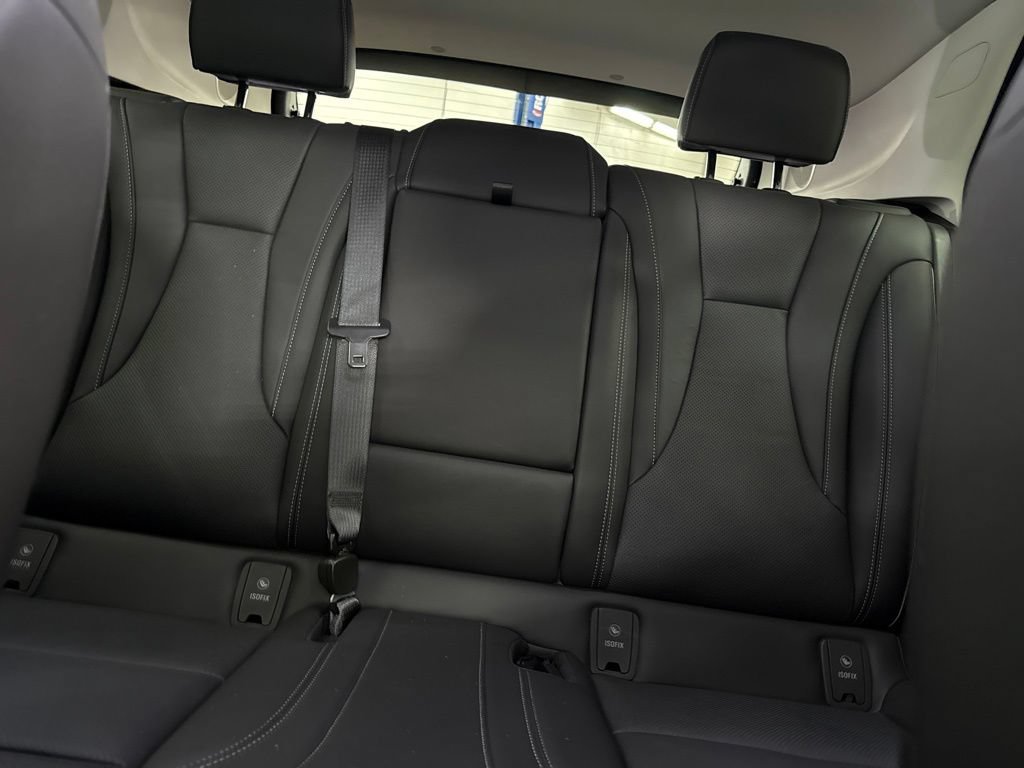 Used 2023 Buick Envision Essence AWD/4WD image 24