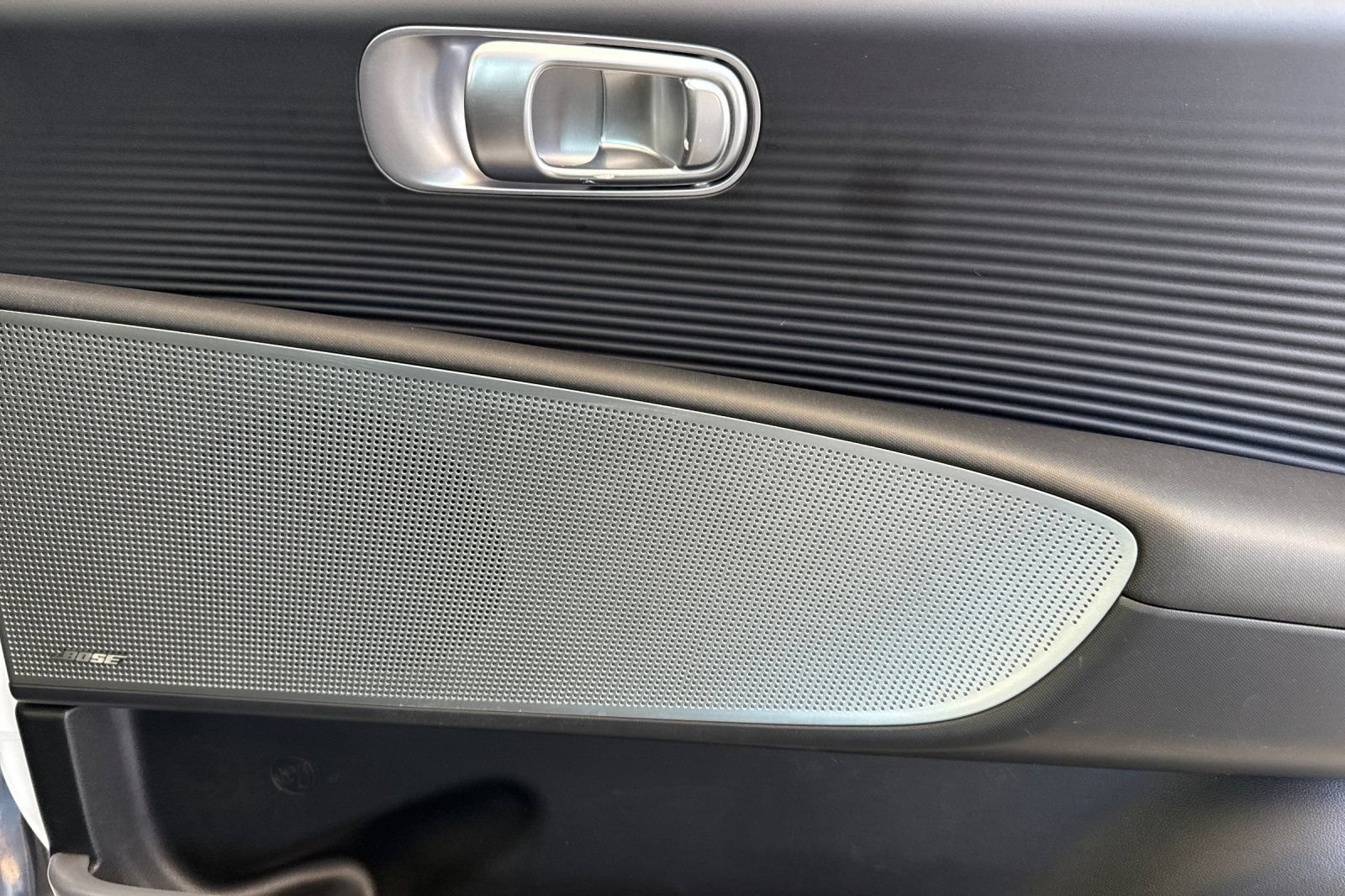Used 2024 Hyundai Ioniq 6 Limited RWD image 19