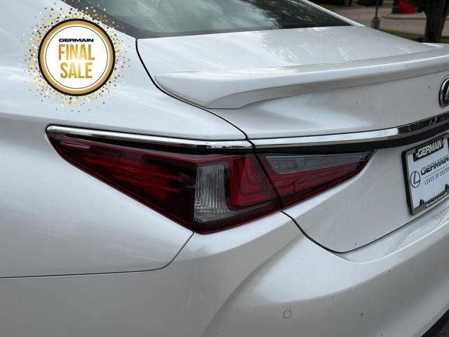 New 2025 Lexus ES 350 Luxury image 12