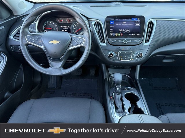 Certified 2025 Chevrolet Malibu LT image 12
