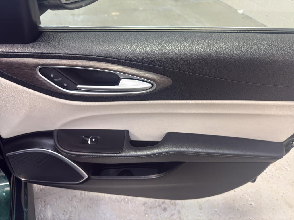 Used 2020 Alfa Romeo Giulia Ti image 22