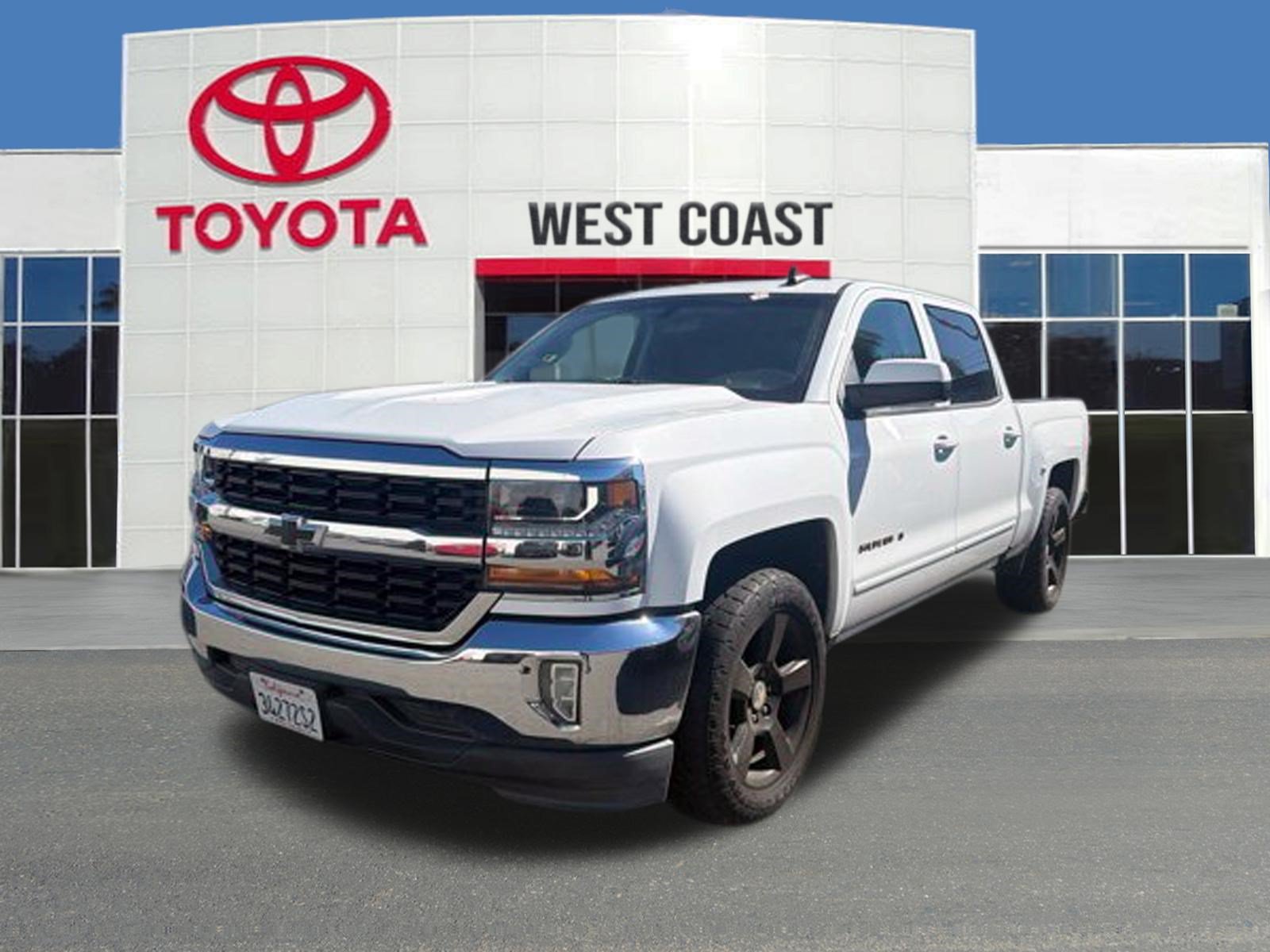 Used 2018 Chevrolet Silverado 1500 LT w/ All Star Edition RWD image 1