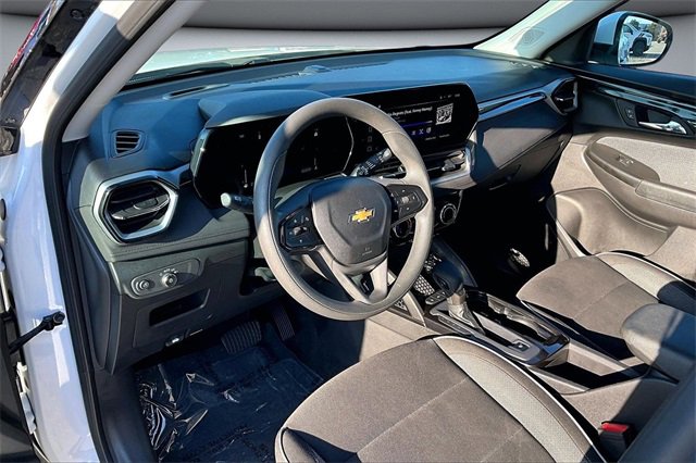 Used 2024 Chevrolet TrailBlazer LT image 16