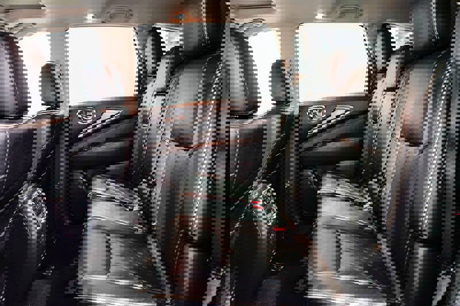 Used 2017 INFINITI QX60 FWD w/ Premium Plus Package image 18