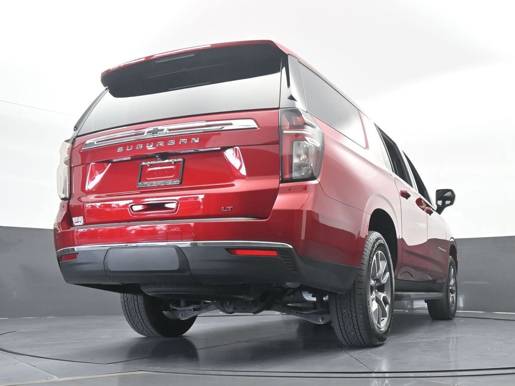 Used 2024 Chevrolet Suburban LT image 64