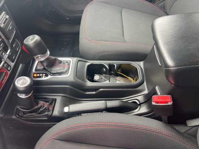 Used 2022 Jeep Wrangler Unlimited Rubicon image 18