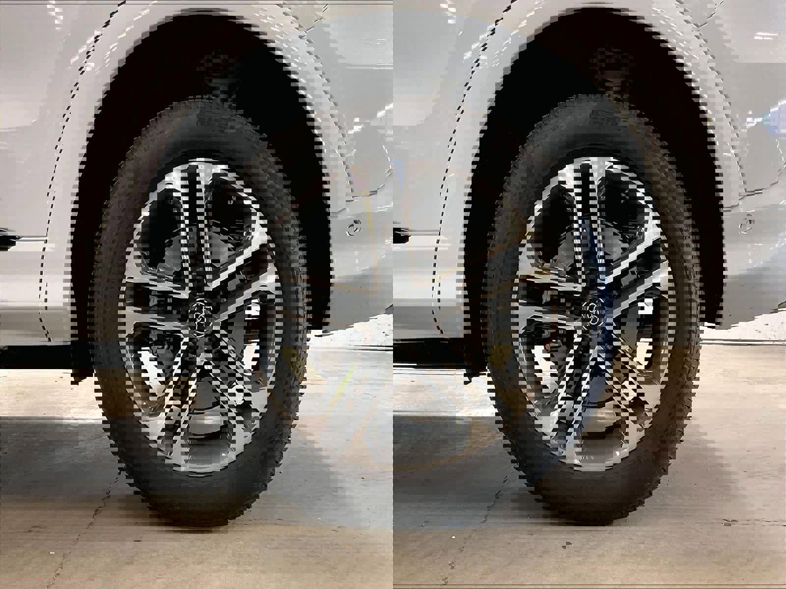 Certified 2025 Audi Q5 Premium Plus w/ Premium Plus image 11