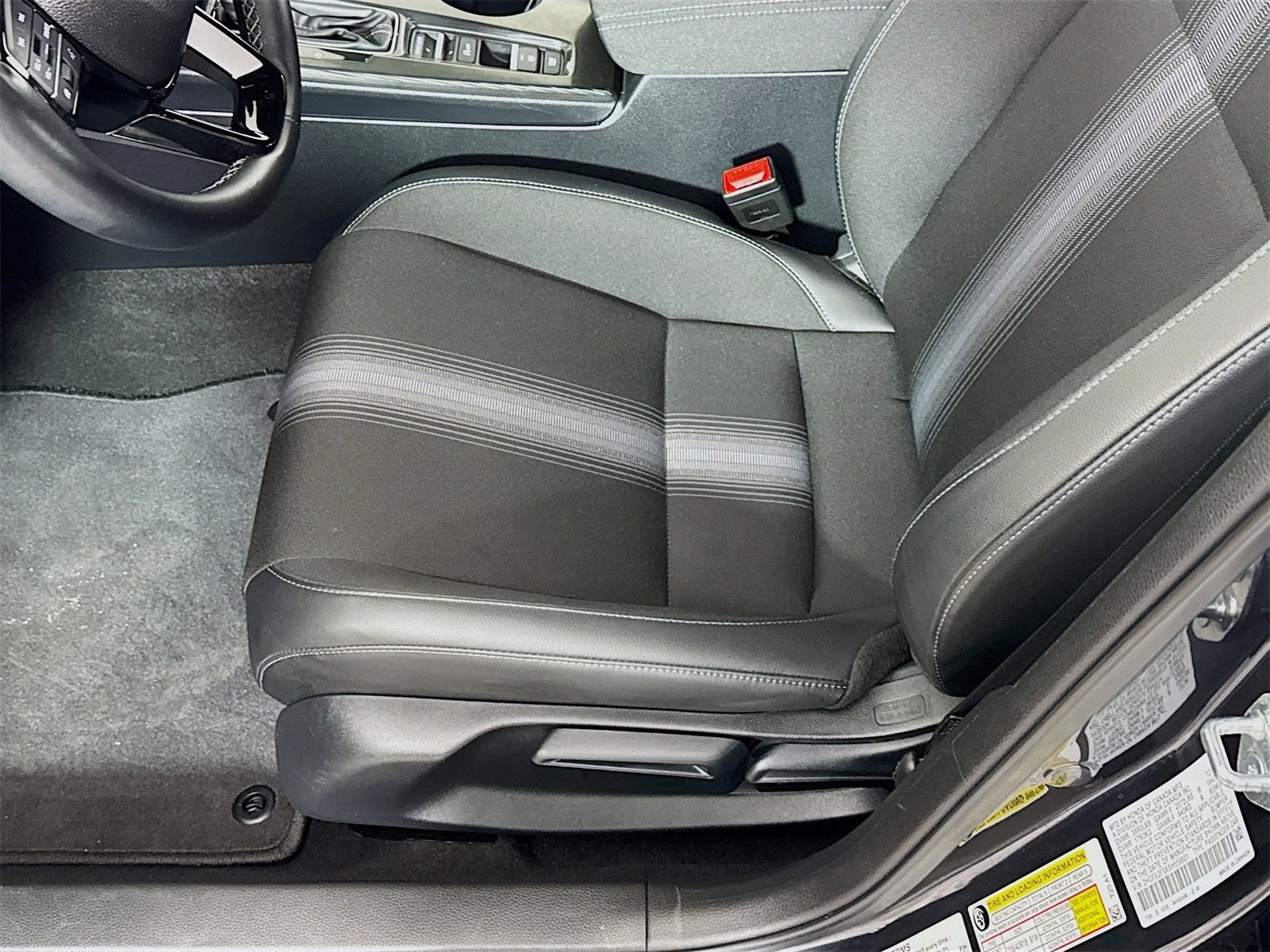 Used 2025 Honda Civic Sport image 16