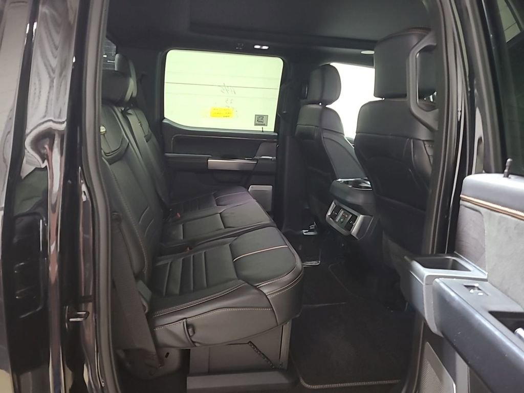 Used 2023 Ford F450 Platinum w/ FX4 Off-Road Package AWD/4WD image 4