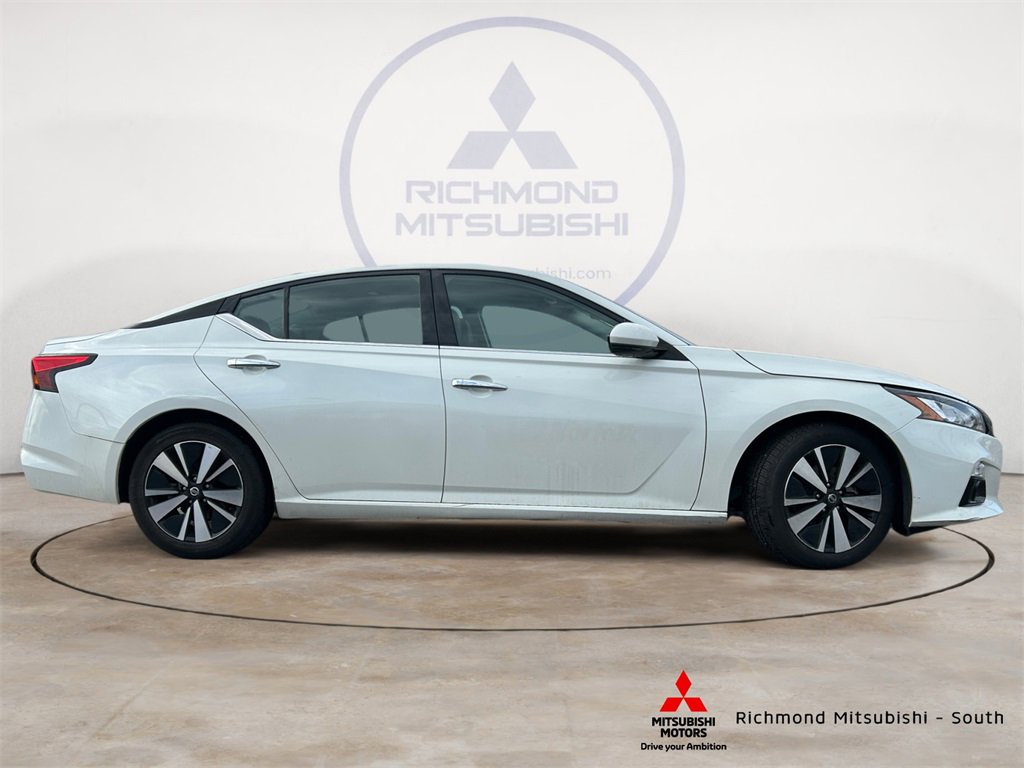 Used 2022 Nissan Altima 2.5 SL image 2