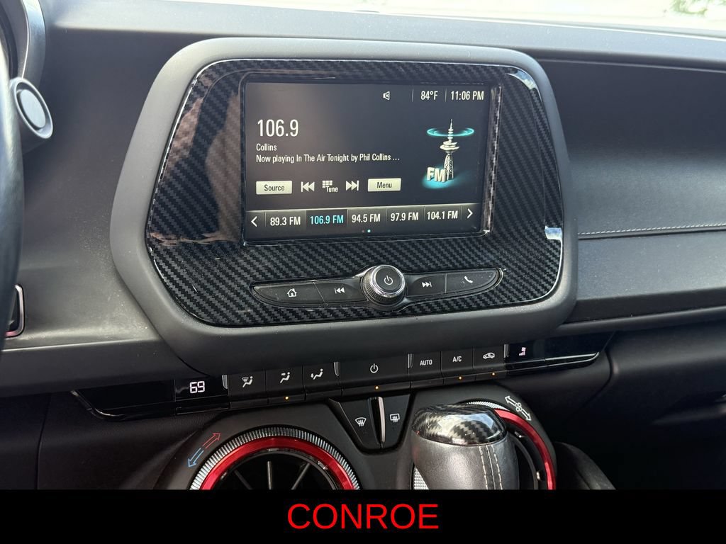 Used 2017 Chevrolet Camaro LT RWD image 13