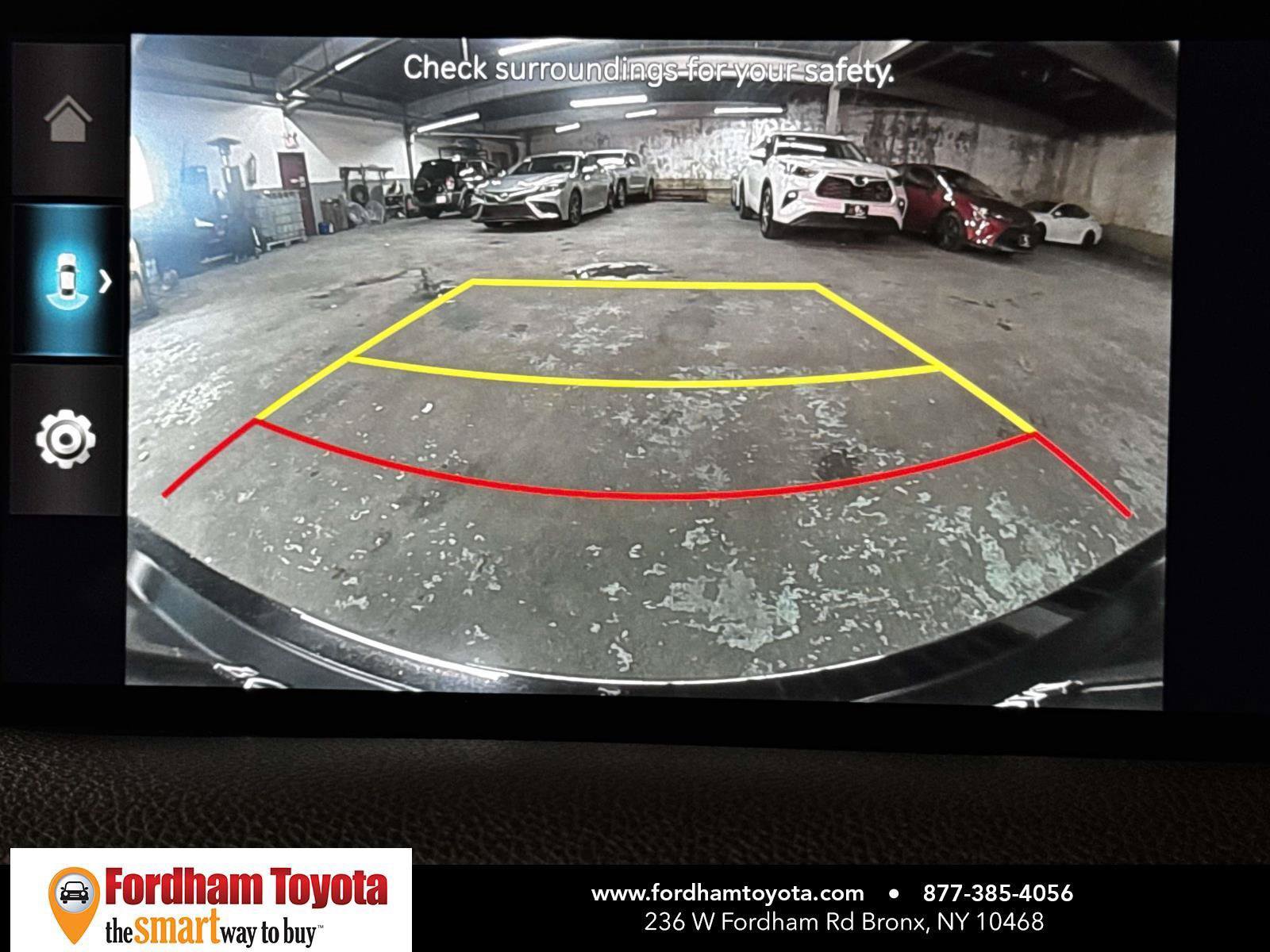 Used 2025 Genesis GV70 2.5T AWD/4WD image 29
