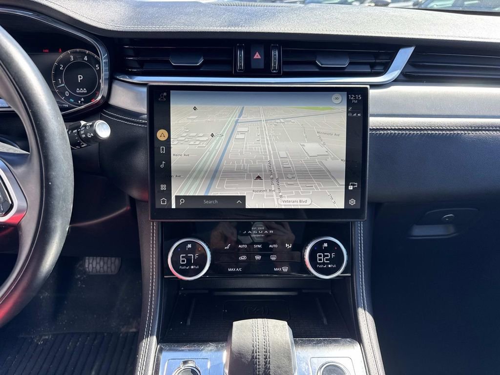 Used 2024 Jaguar F-PACE R-Dynamic S image 25