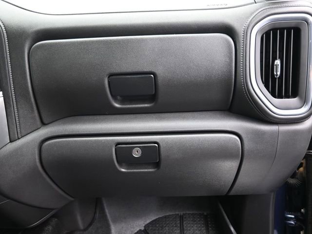 Used 2019 Chevrolet Silverado 1500 LT w/ Texas Edition image 37