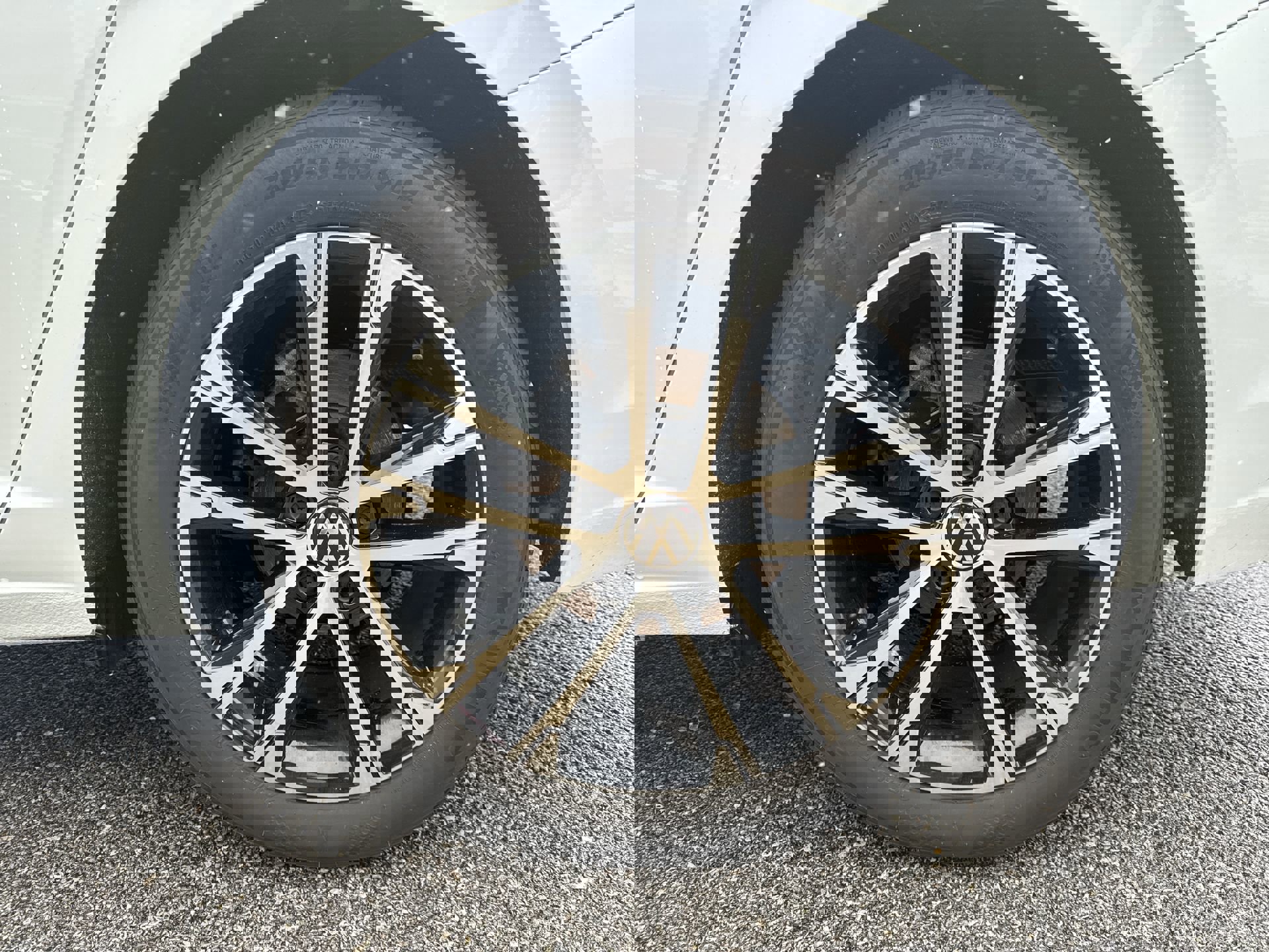 Certified 2023 Volkswagen Jetta Sport image 33