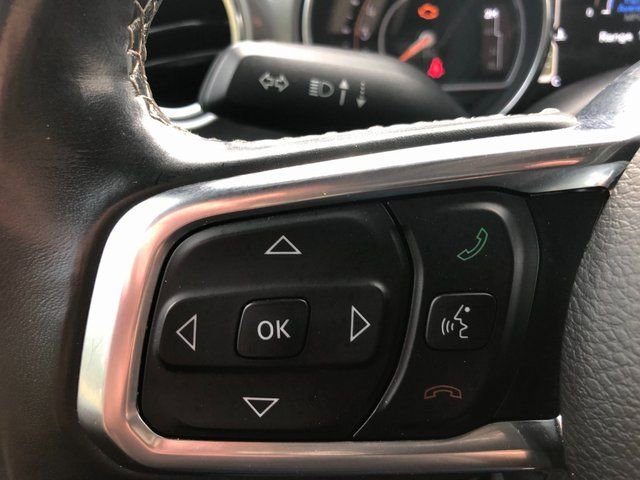 Used 2018 Jeep Wrangler Unlimited Sahara w/ Dual Top Group AWD/4WD image 23