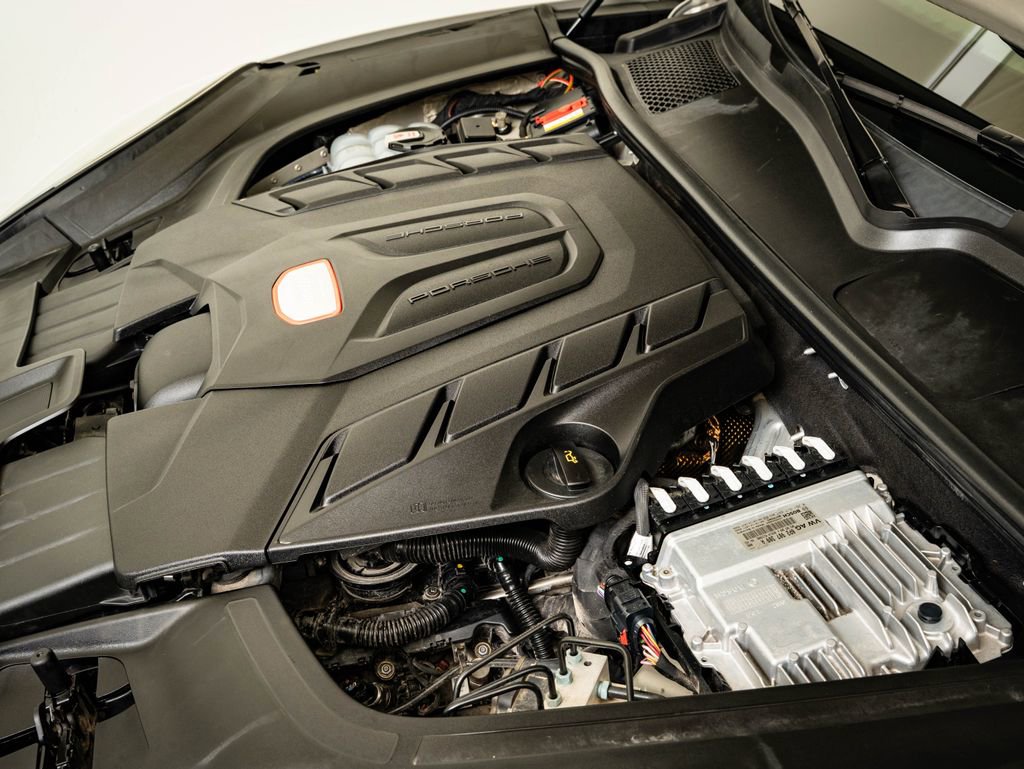 Certified 2021 Porsche Cayenne Turbo AWD/4WD image 59