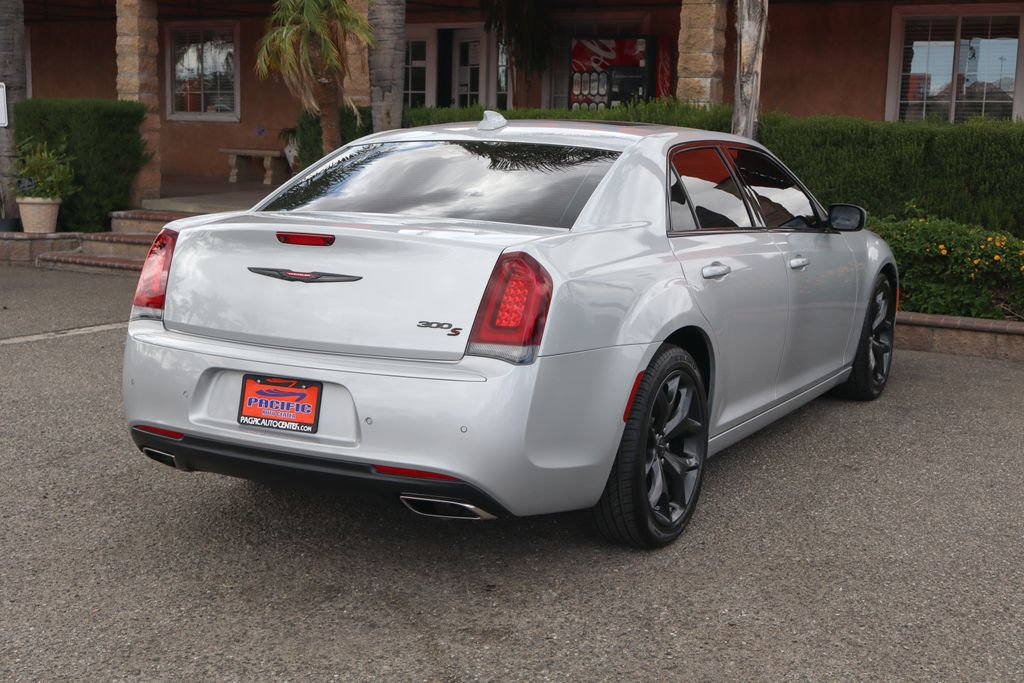 Used 2023 Chrysler 300 S RWD image 10