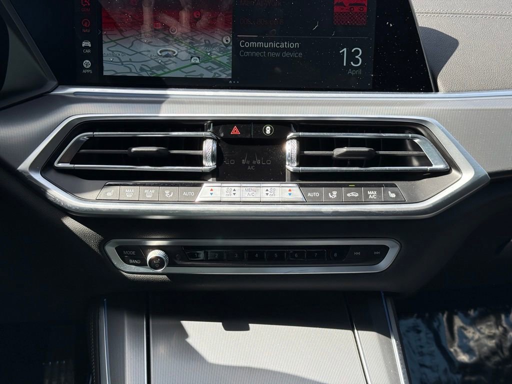 Used 2023 BMW X5 xDrive45e image 13