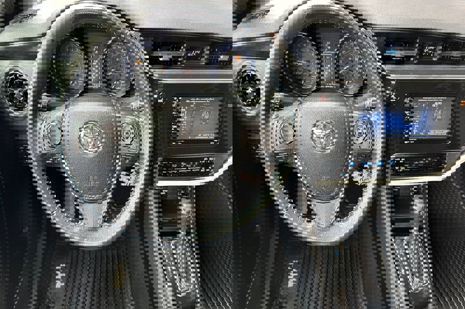 Used 2017 Toyota Corolla iM w/ Carpet Mat Package image 15