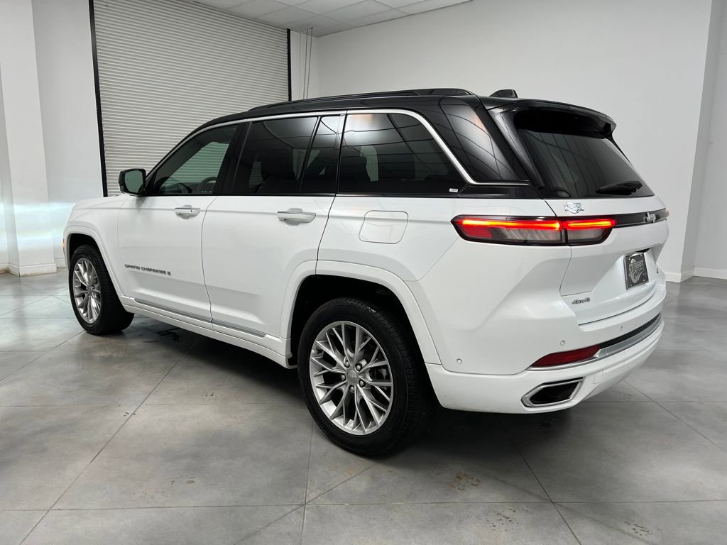 Used 2025 Jeep Grand Cherokee Summit image 5