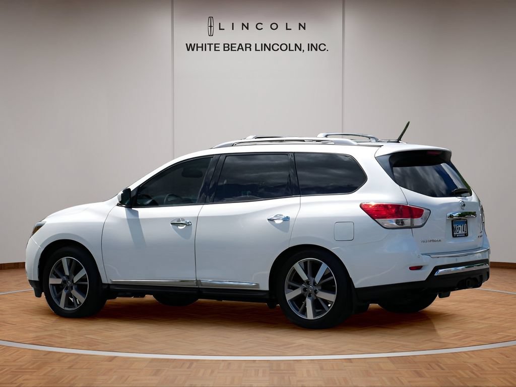 Used 2015 Nissan Pathfinder Platinum w/ Family Entertainment Package AWD/4WD image 7