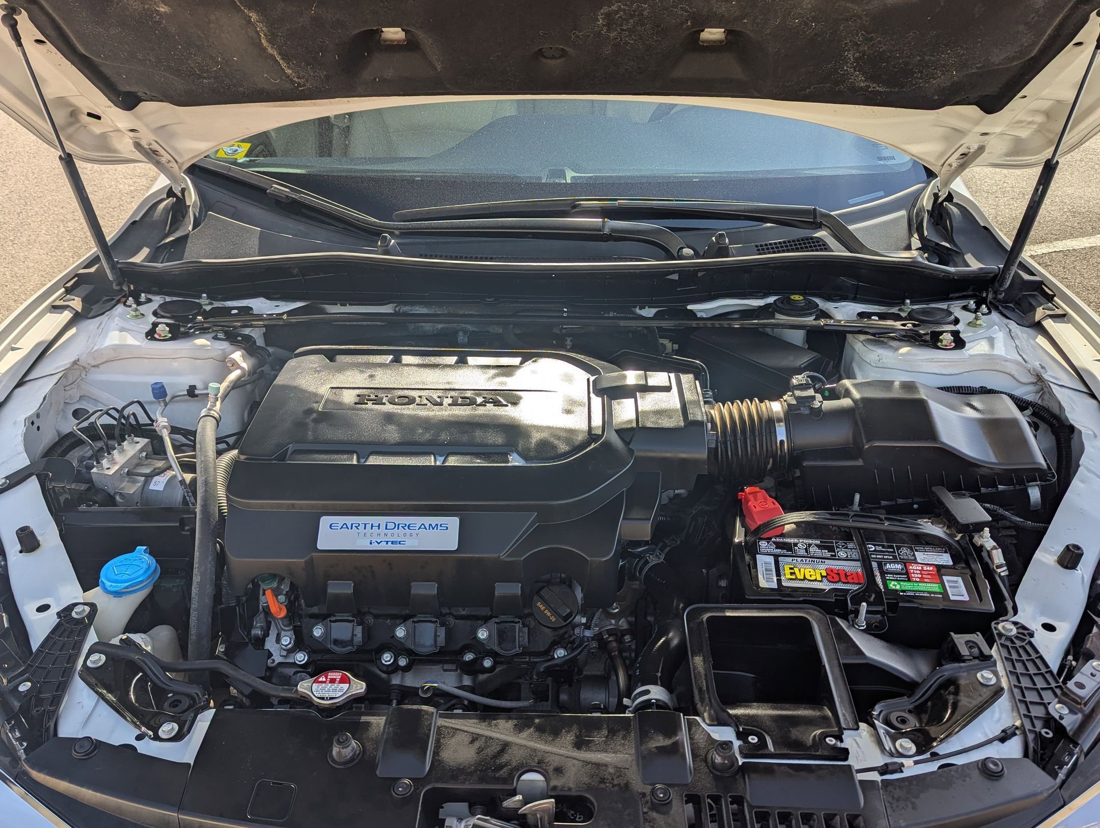 Used 2016 Honda Accord Touring image 32