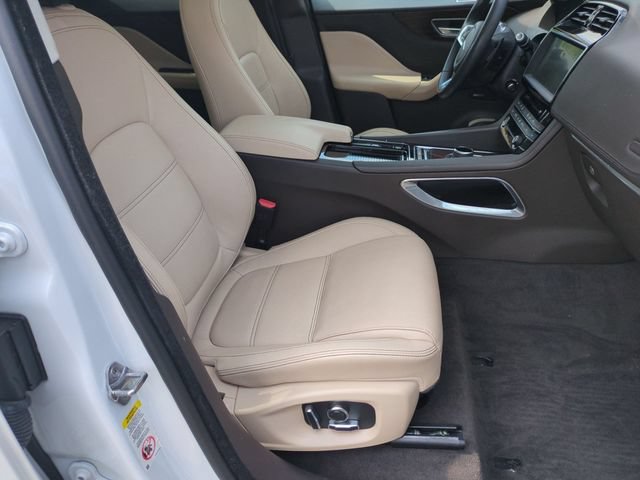 Used 2020 Jaguar F-PACE Prestige AWD/4WD image 18