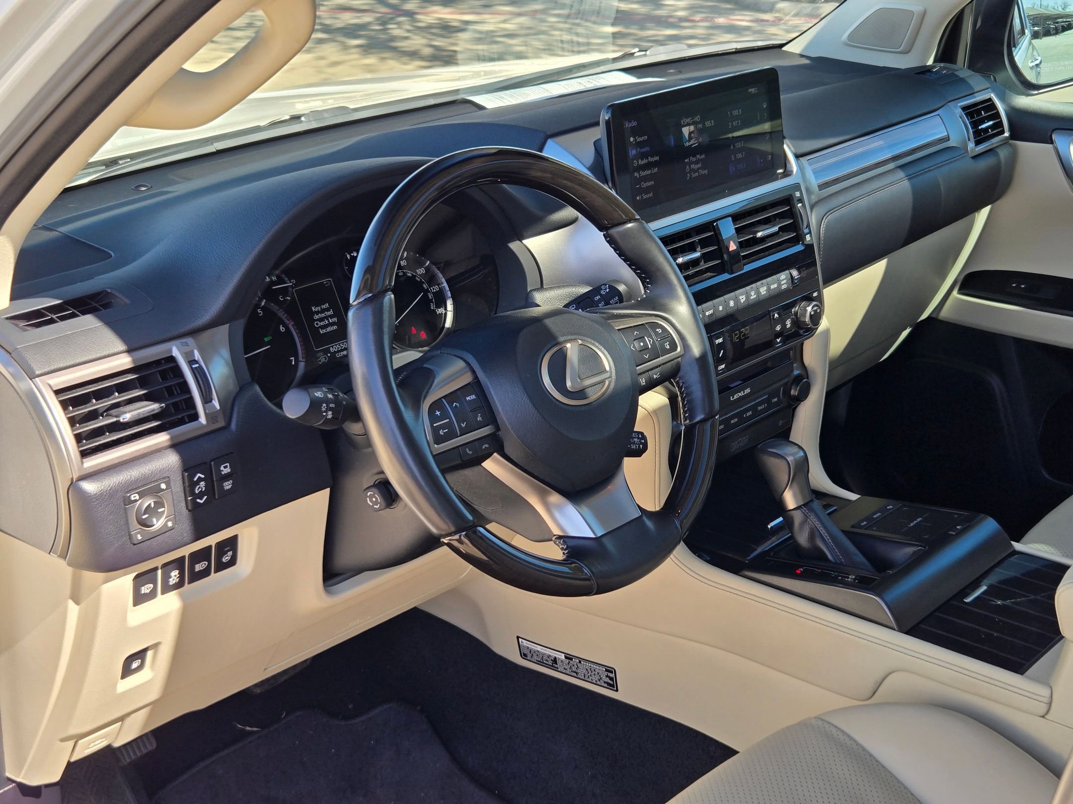 Used 2023 Lexus GX 460 Luxury image 10