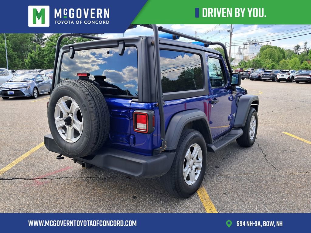 Used 2020 Jeep Wrangler Sport AWD/4WD image 3