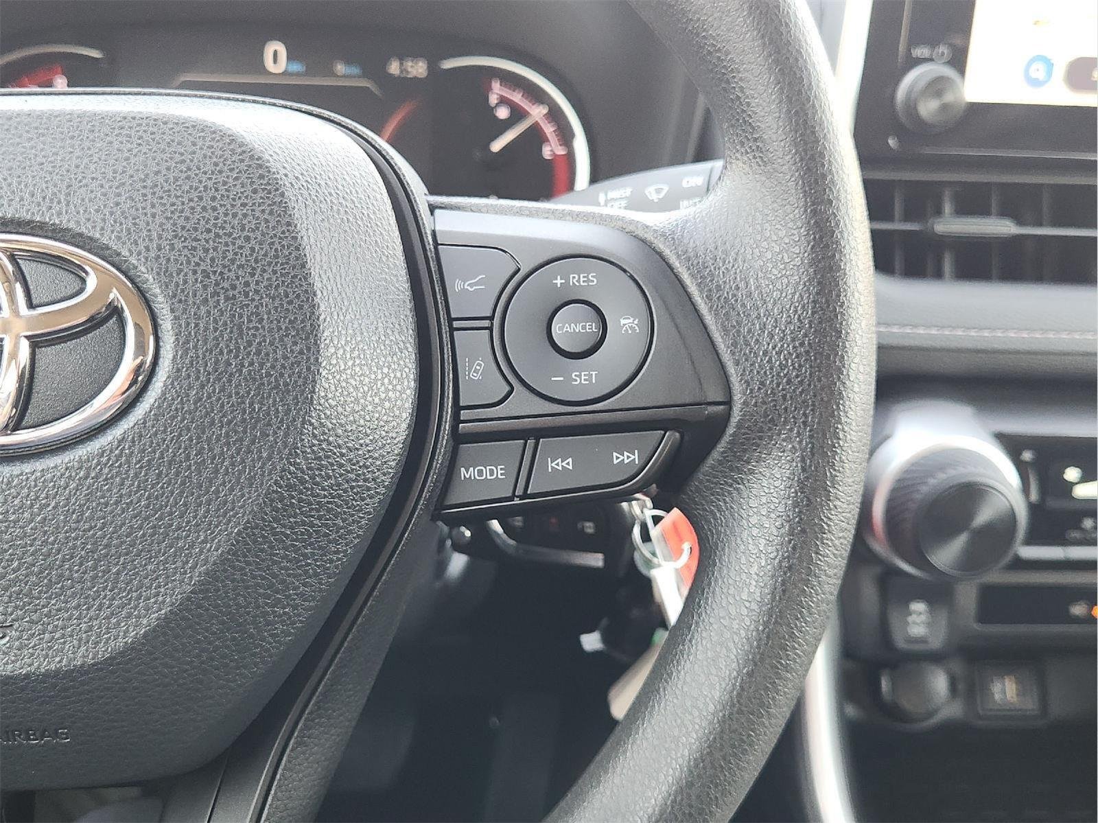 Used 2024 Toyota RAV4 LE FWD image 28
