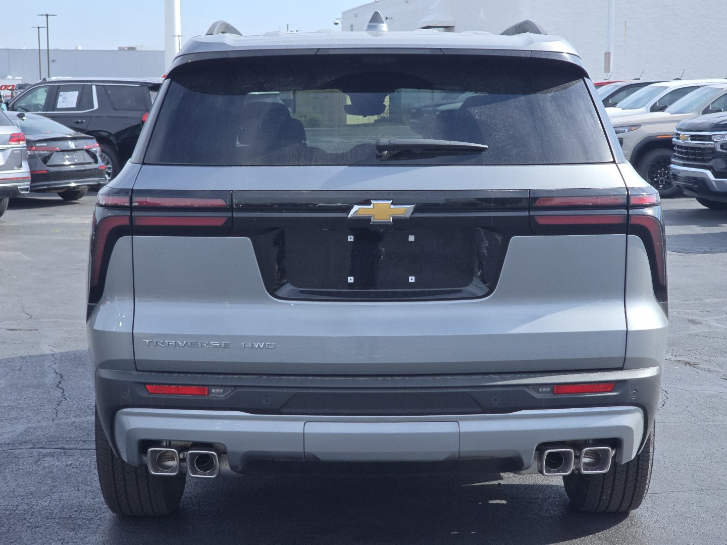 New 2026 Chevrolet Traverse LT w/ Driver Confidence Package AWD/4WD image 15