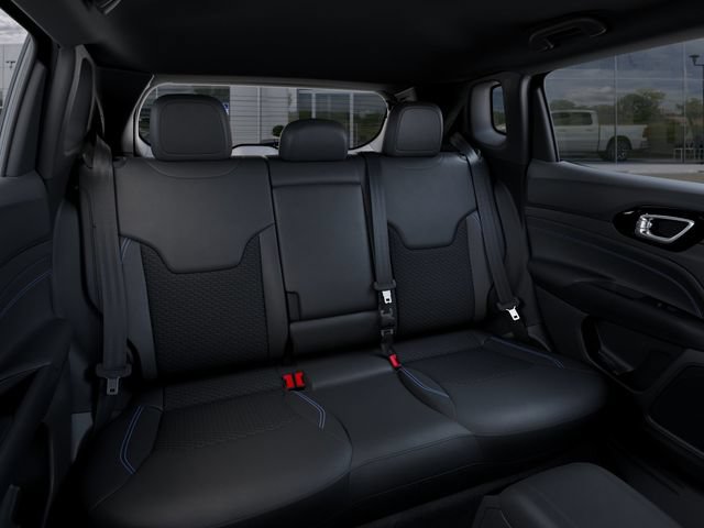 New 2026 Jeep Compass Latitude AWD/4WD image 22