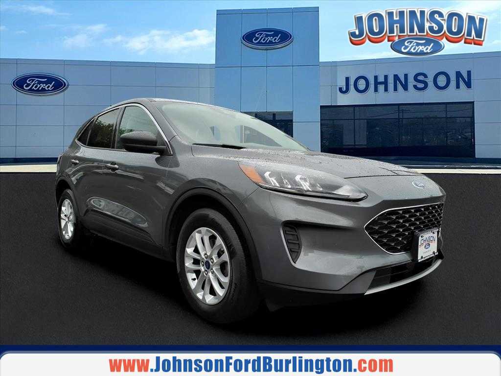 Certified 2022 Ford Escape SE w/ Cold Weather Package